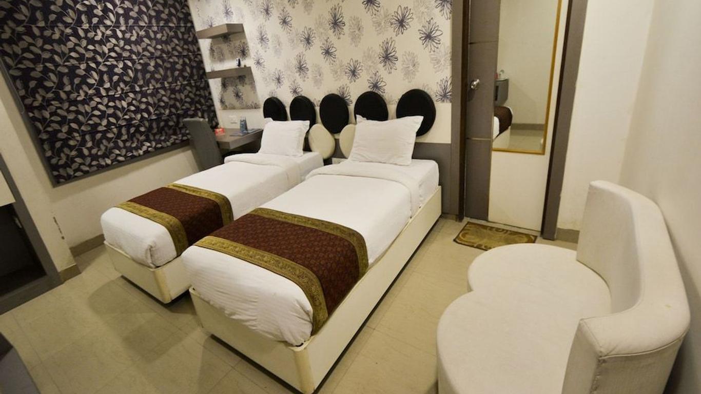 OYO 514 Nirvana Hotel