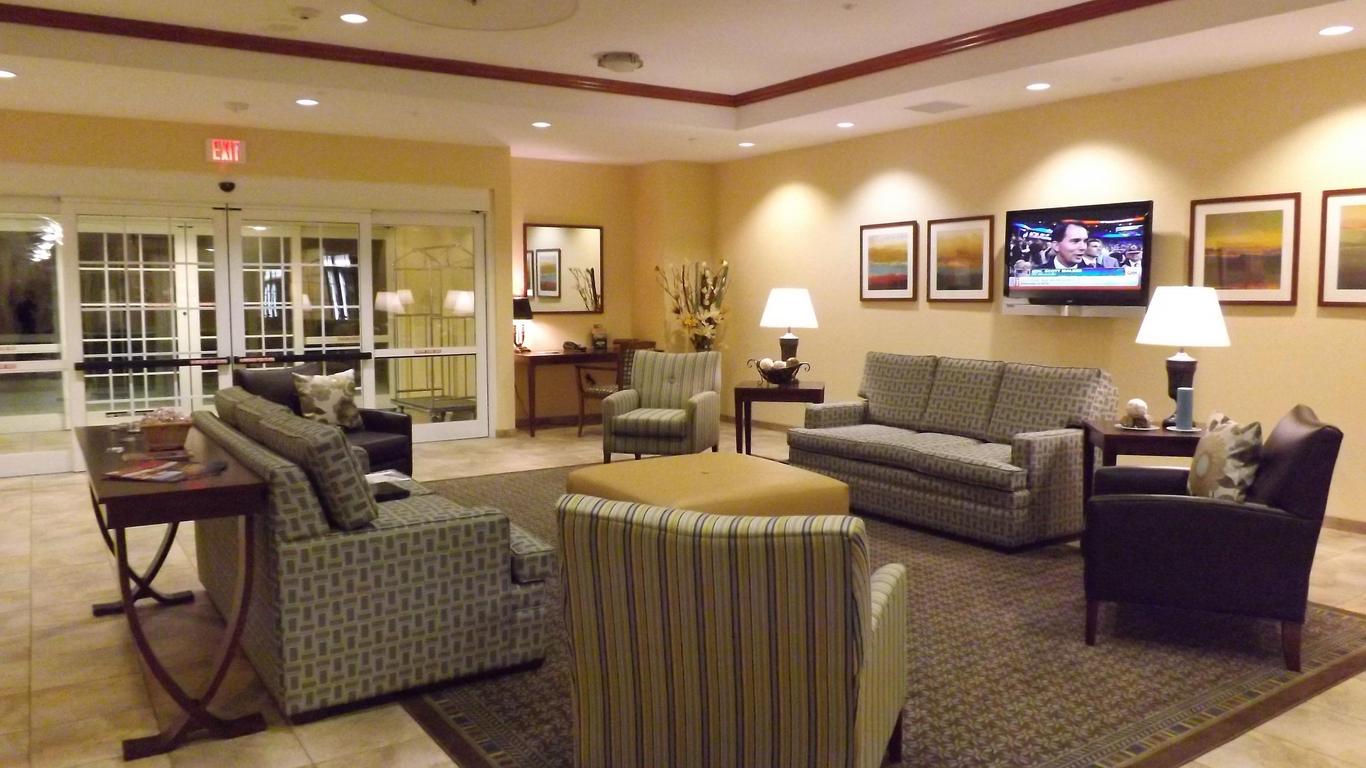 Candlewood Suites Fredericksburg, An IHG Hotel