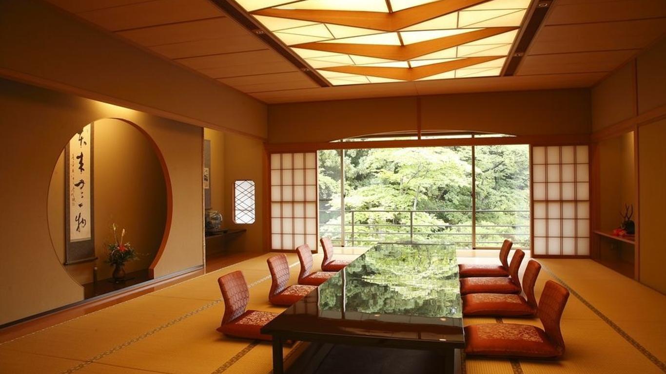 Hotel Senshukaku