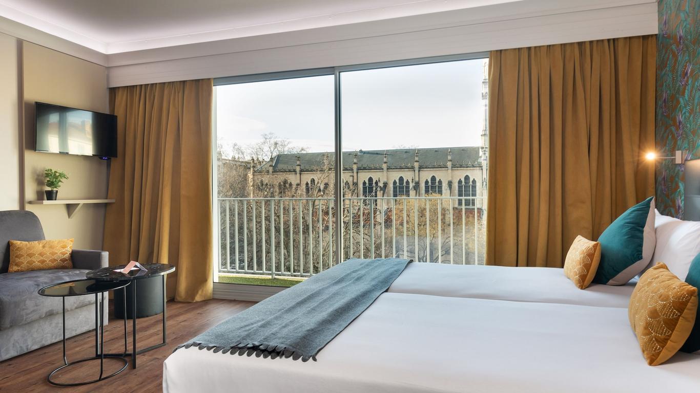 Hôtel Charlemagne by Happyculture