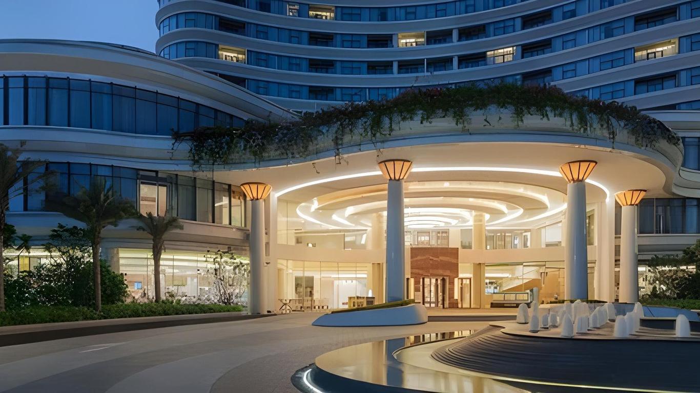 Grand New Century Hotel Beihai