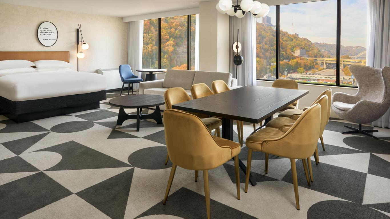 Sheraton Pittsburgh Hotel at Station Square