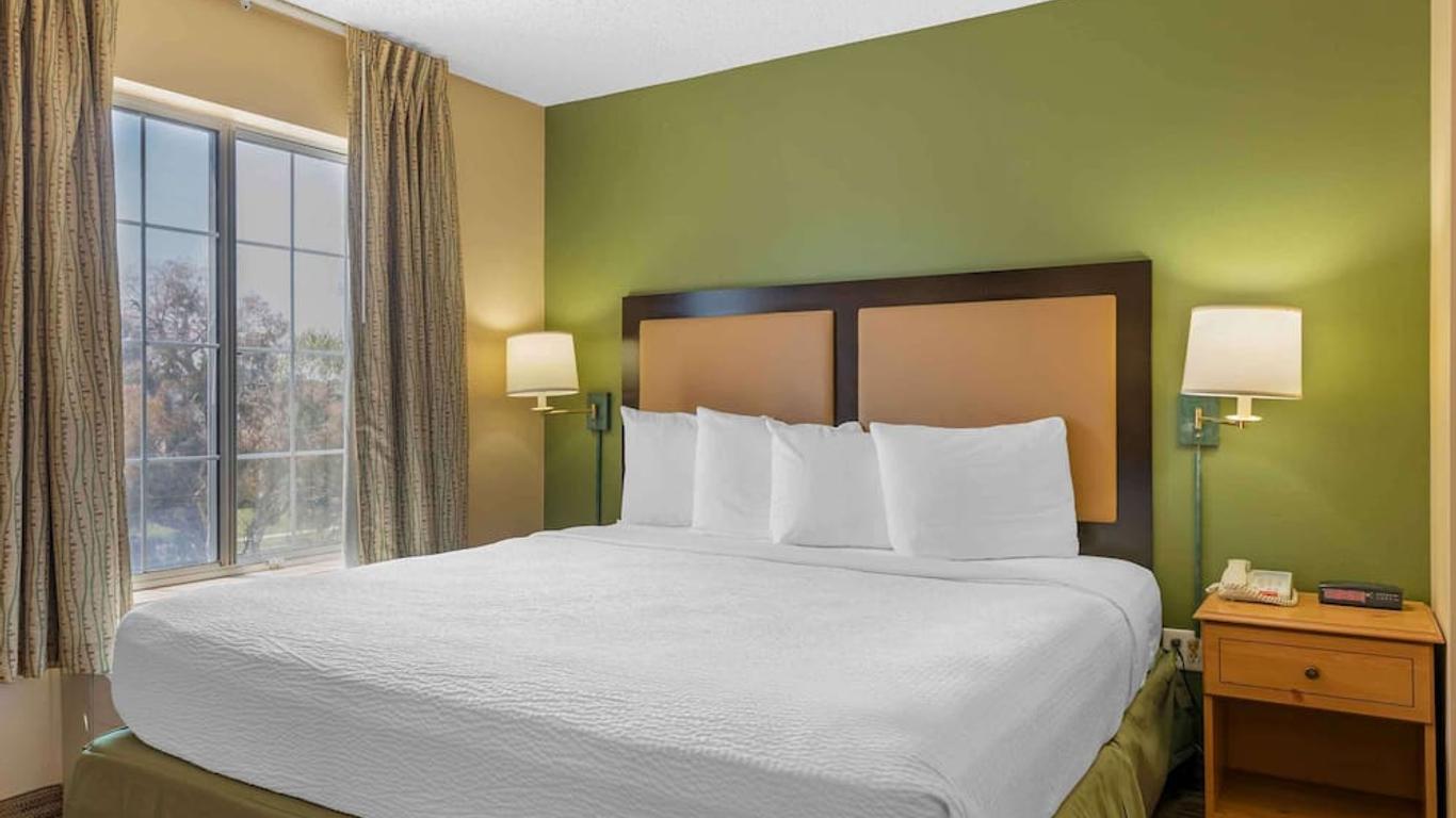 Extended Stay America Suites - Los Angeles - Torrance - Del Amo Circle
