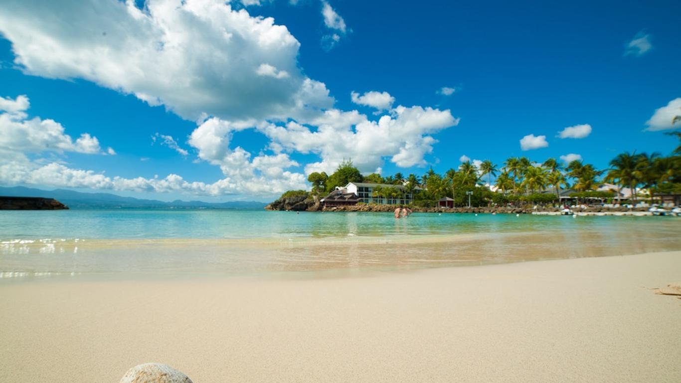 Mahogany Hotel Residence & Spa