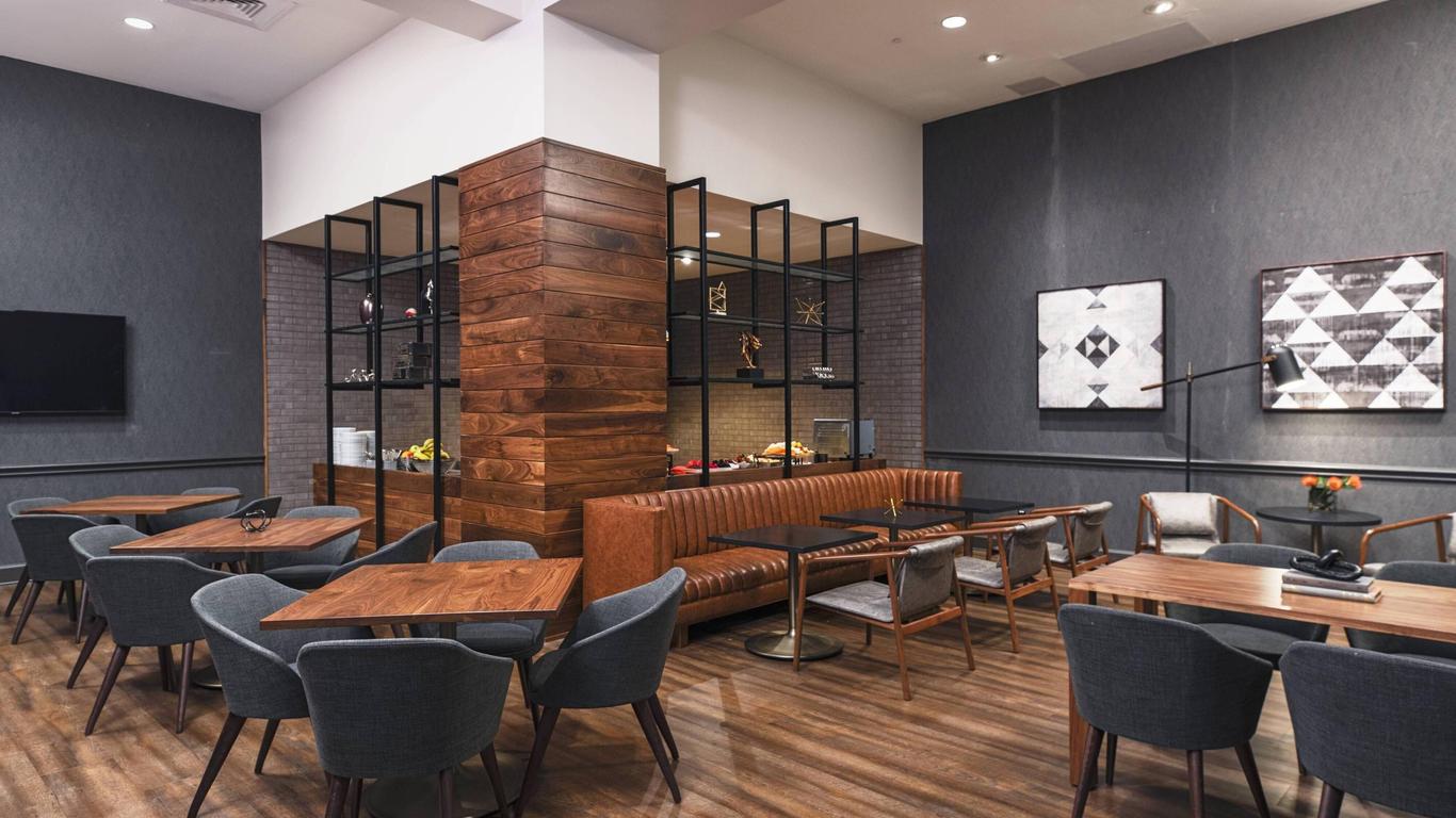 The Worthington Renaissance Fort Worth Hotel
