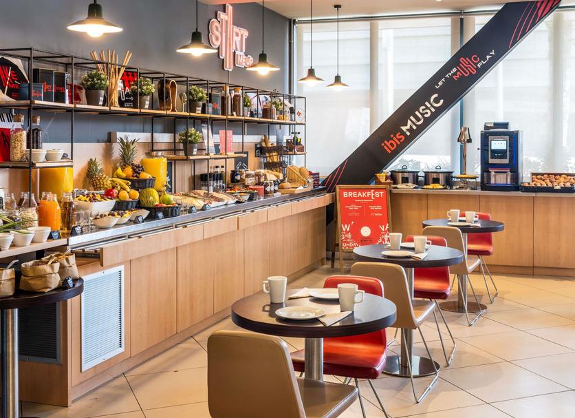 Ruokailuhuone Valokuva