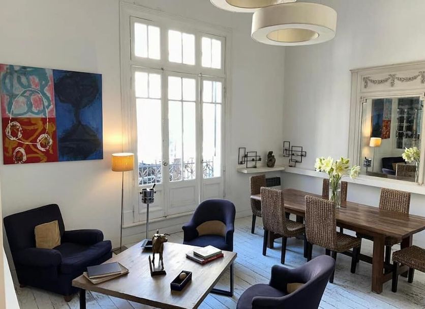 Ruokailuhuone Valokuva