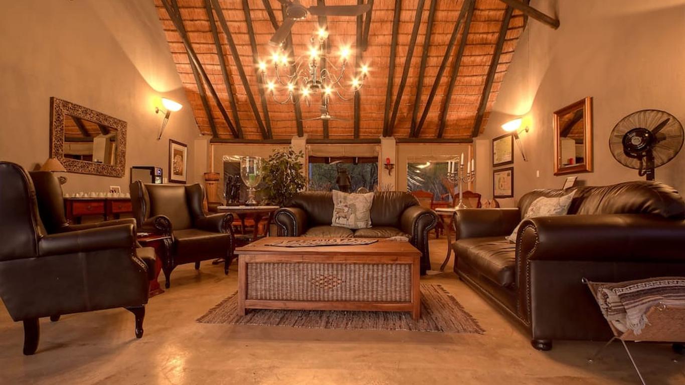 Mvuradona Safari Lodge
