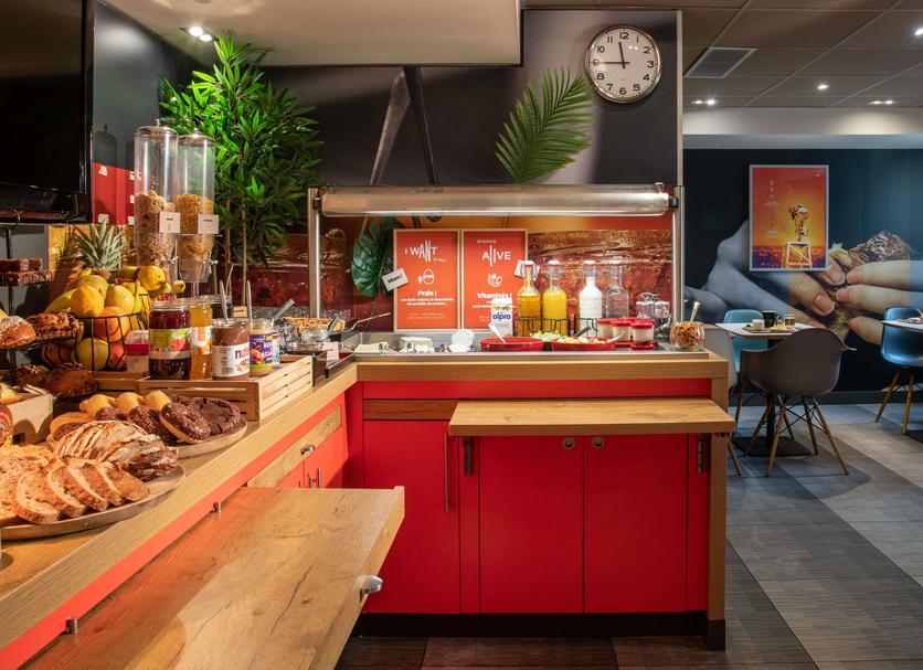 Ruokailuhuone Valokuva