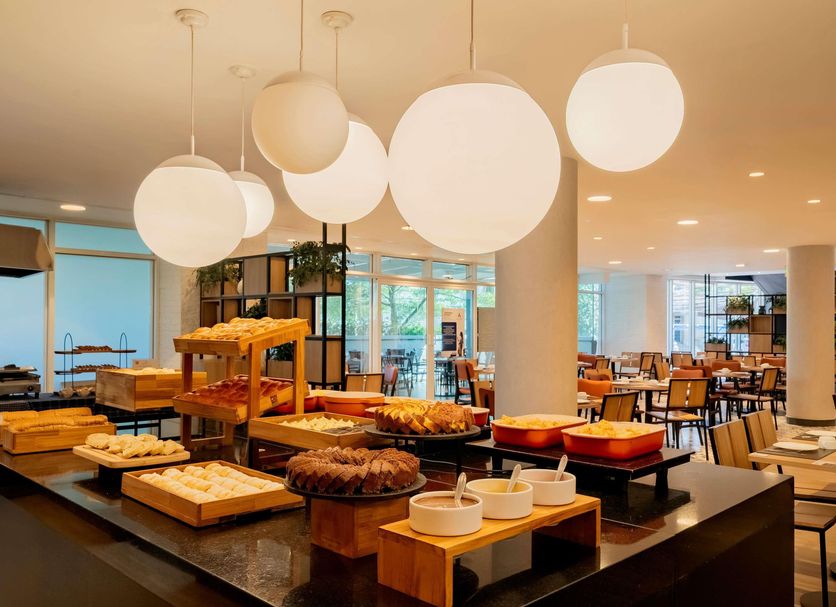 Ruokailuhuone Valokuva