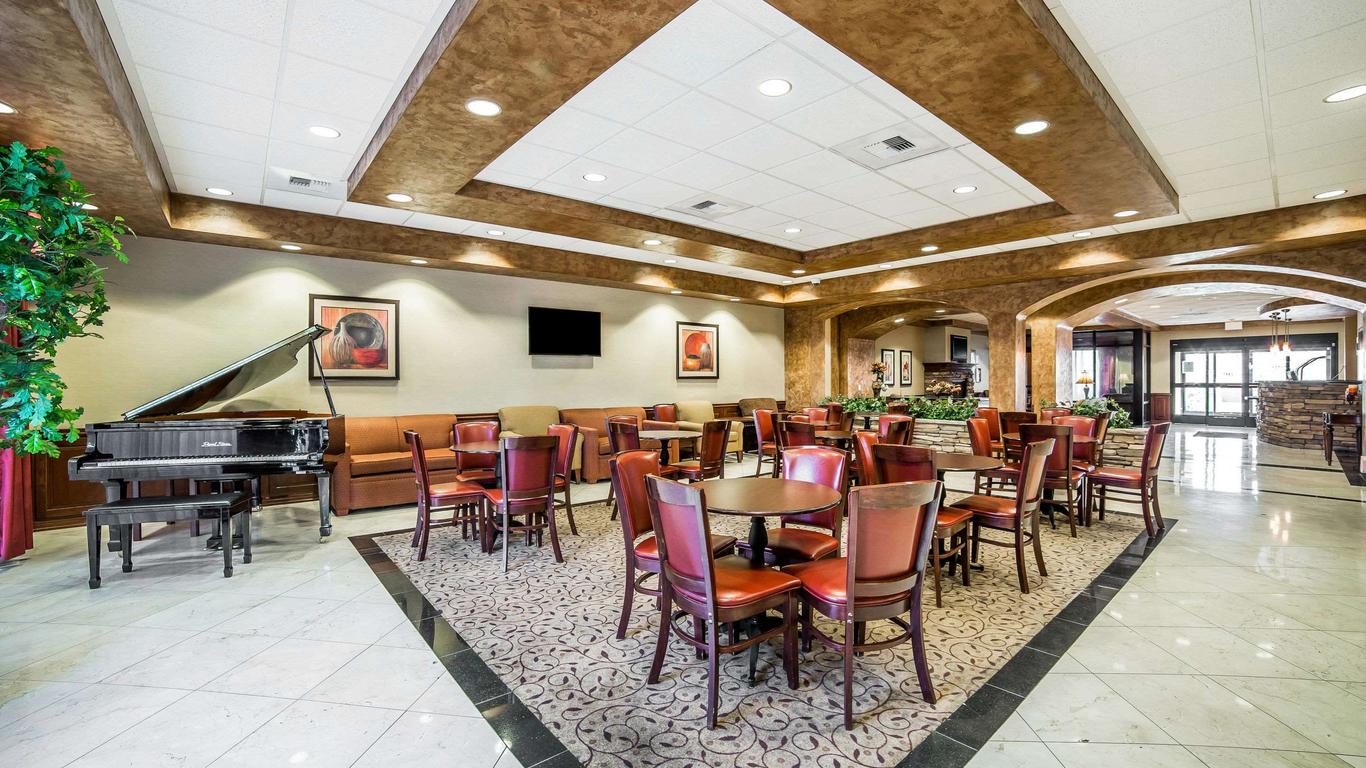 Comfort Inn & Suites Henderson - Las Vegas