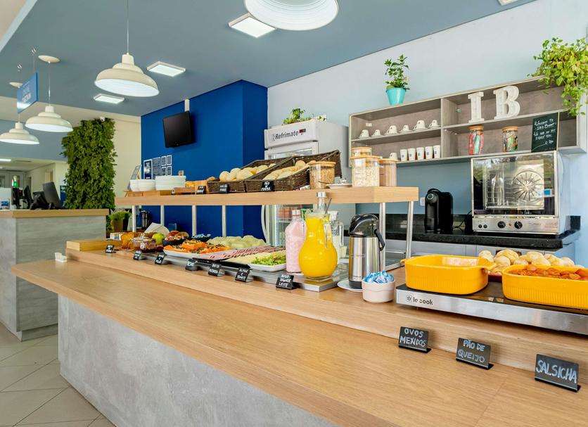 Ruokailuhuone Valokuva