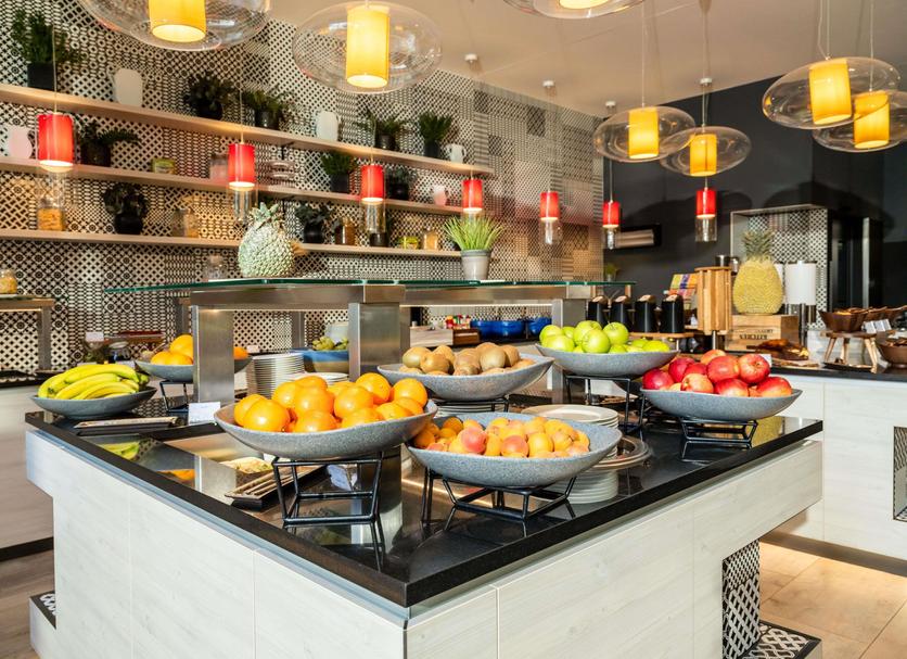 Ruokailuhuone Valokuva