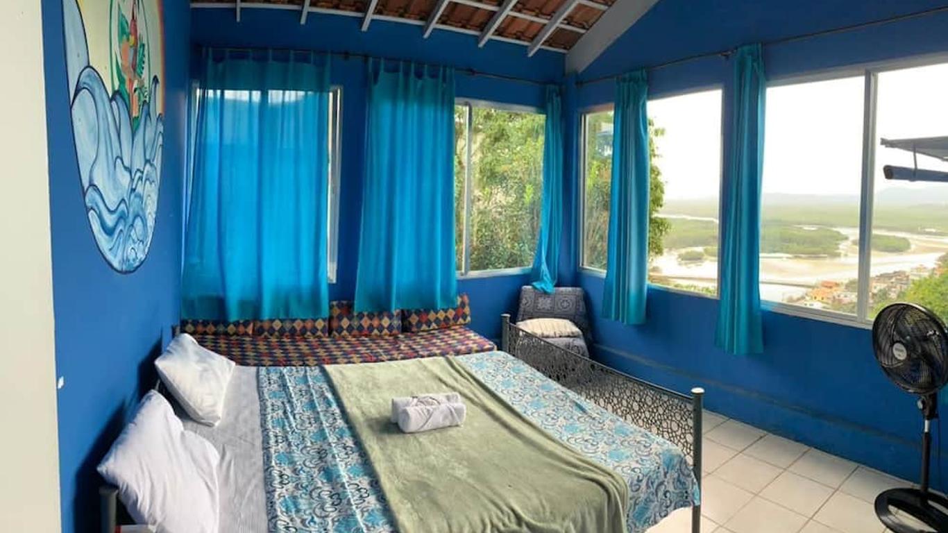 Banana Leaf Eco Hostel