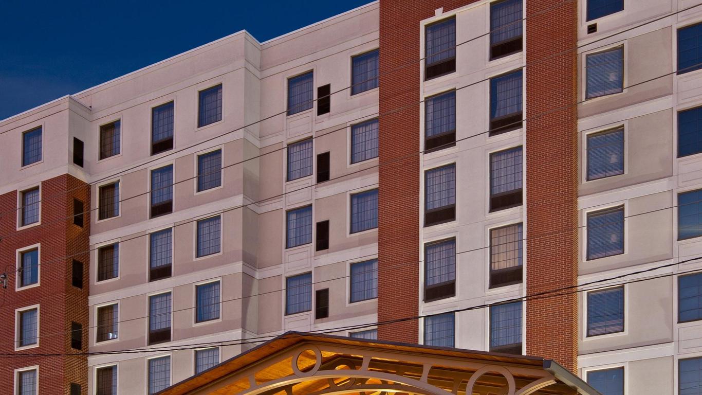 Staybridge Suites Indianapolis Downtown - Convention Center, An IHG Hotel