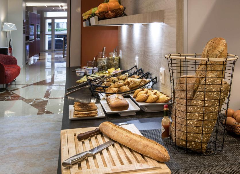 Ruokailuhuone Valokuva