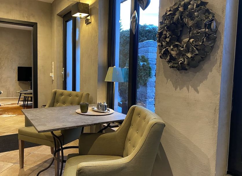 Ruokailuhuone Valokuva