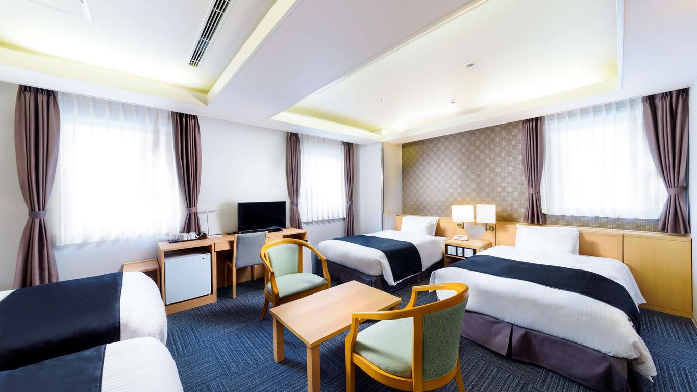 SureStay Plus Hotel by Best Western Shin-Osaka