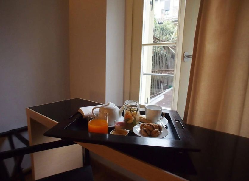 Ruokailuhuone Valokuva