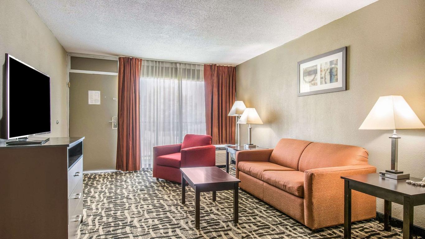 Quality Inn & Suites York East