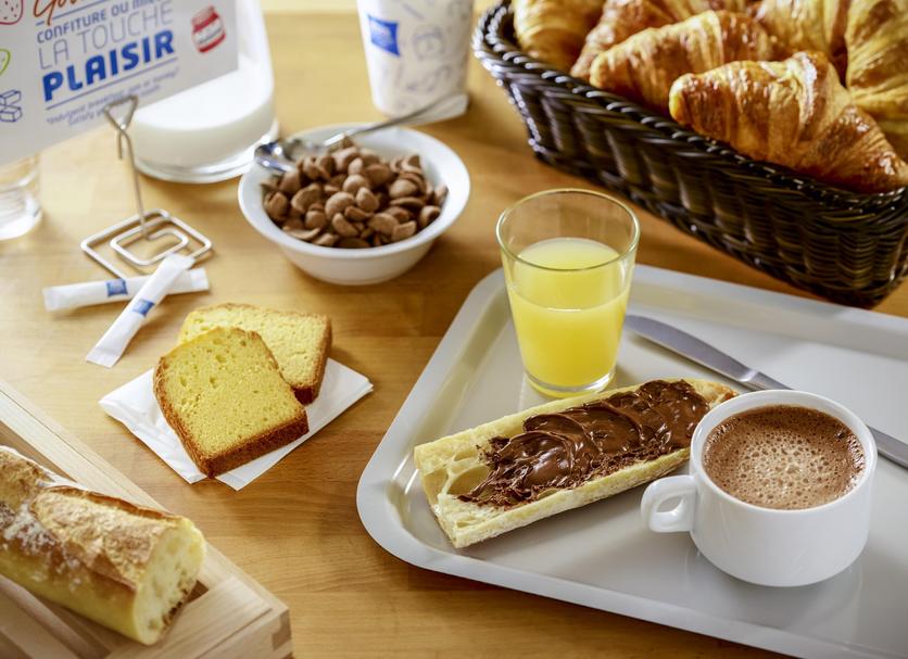 Ruokailuhuone Valokuva