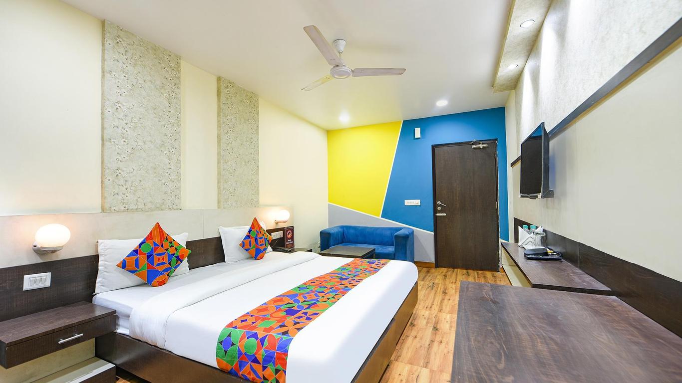 OYO 10887 Hotel West View
