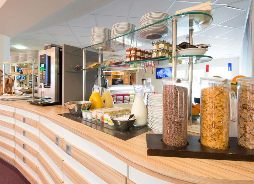 Ruokailuhuone Valokuva