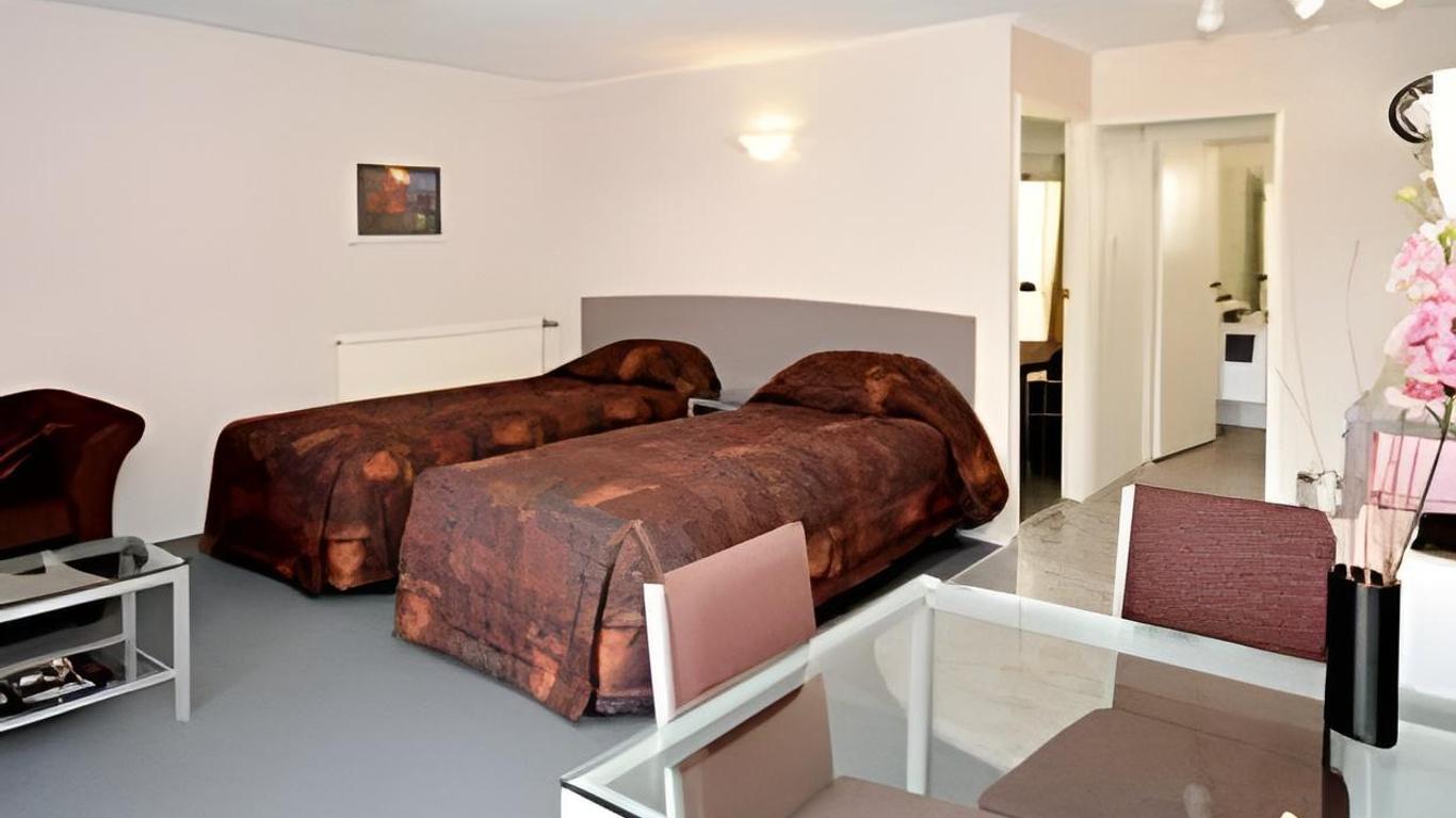 Aywon Motel