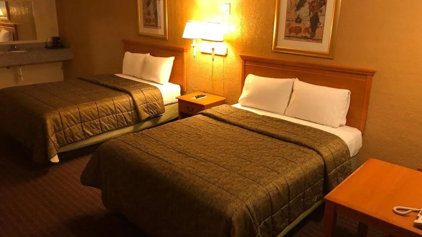 Deluxe Inn
