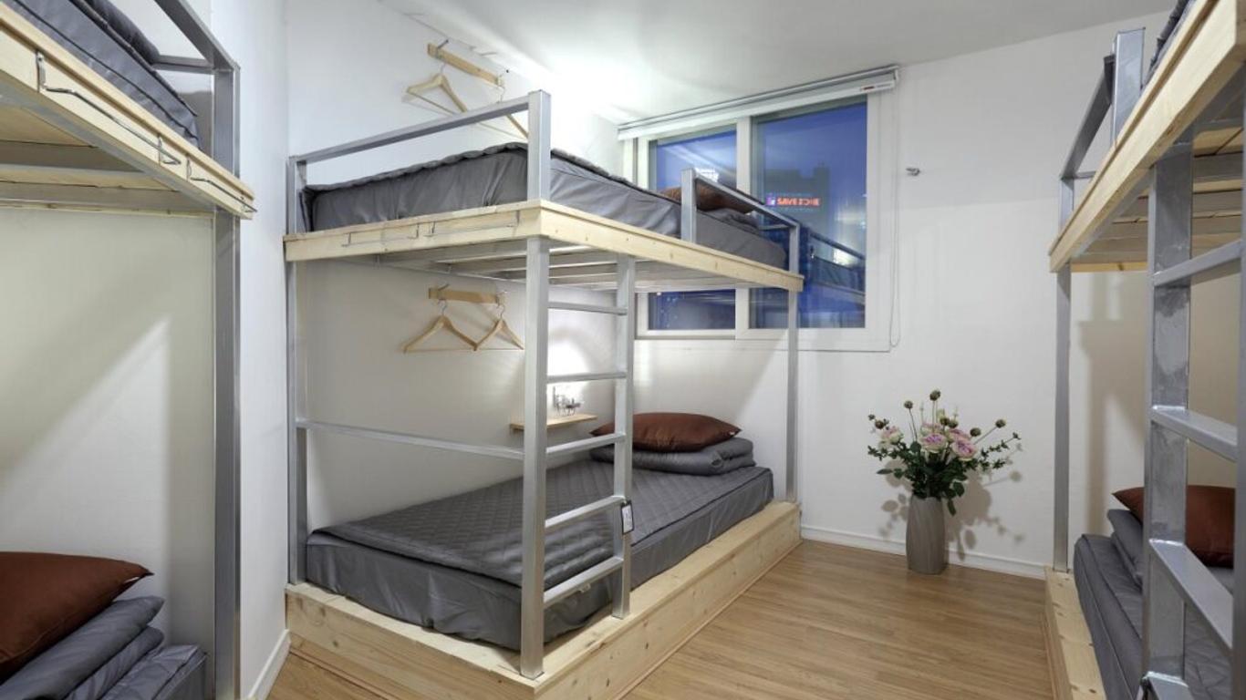 First Guest House Hostel