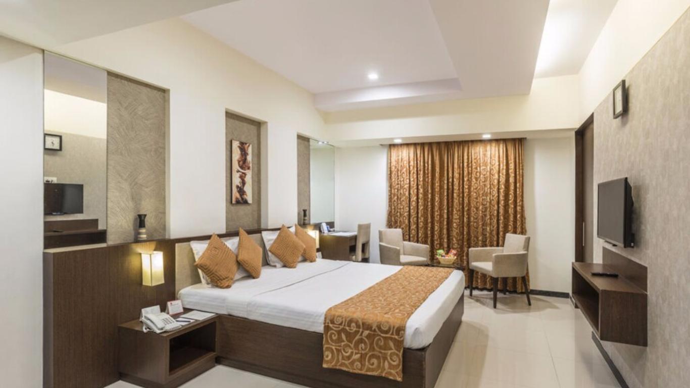 GCC Hotel & Club