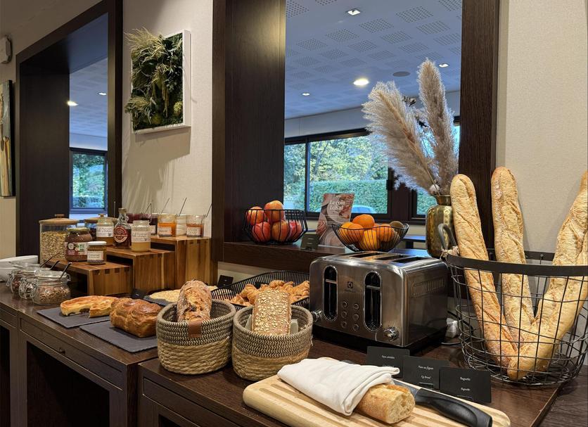 Ruokailuhuone Valokuva