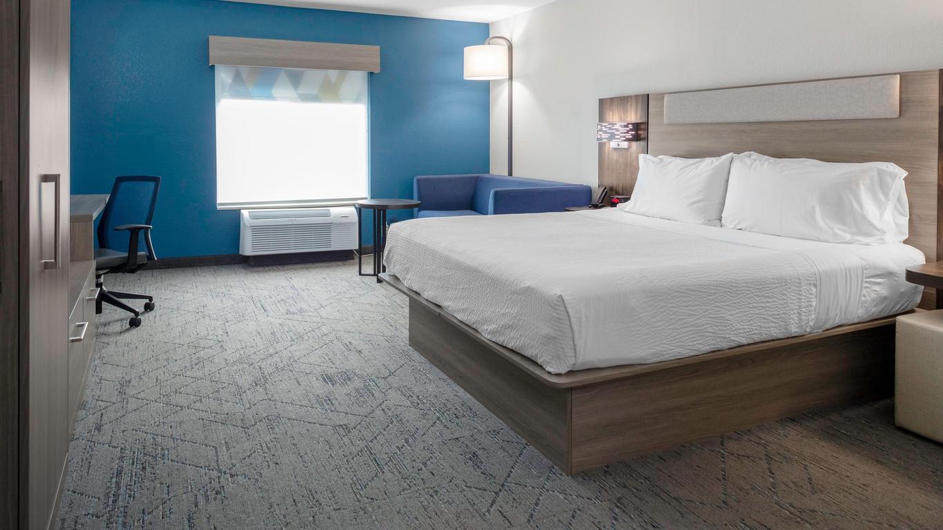 Holiday Inn Express & Suites Florence Northeast