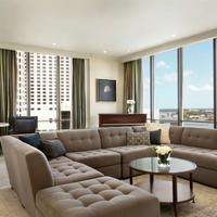 DoubleTree by Hilton New Orleans