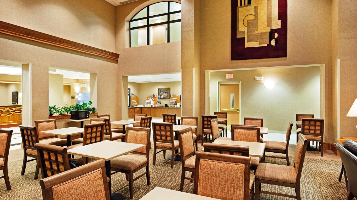 Holiday Inn Express Boone By IHG