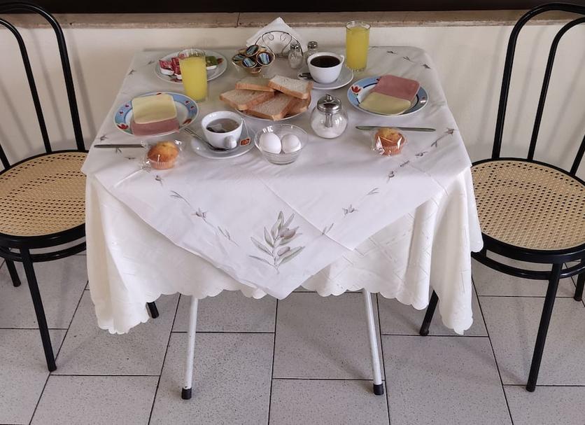 Ruokailuhuone Valokuva