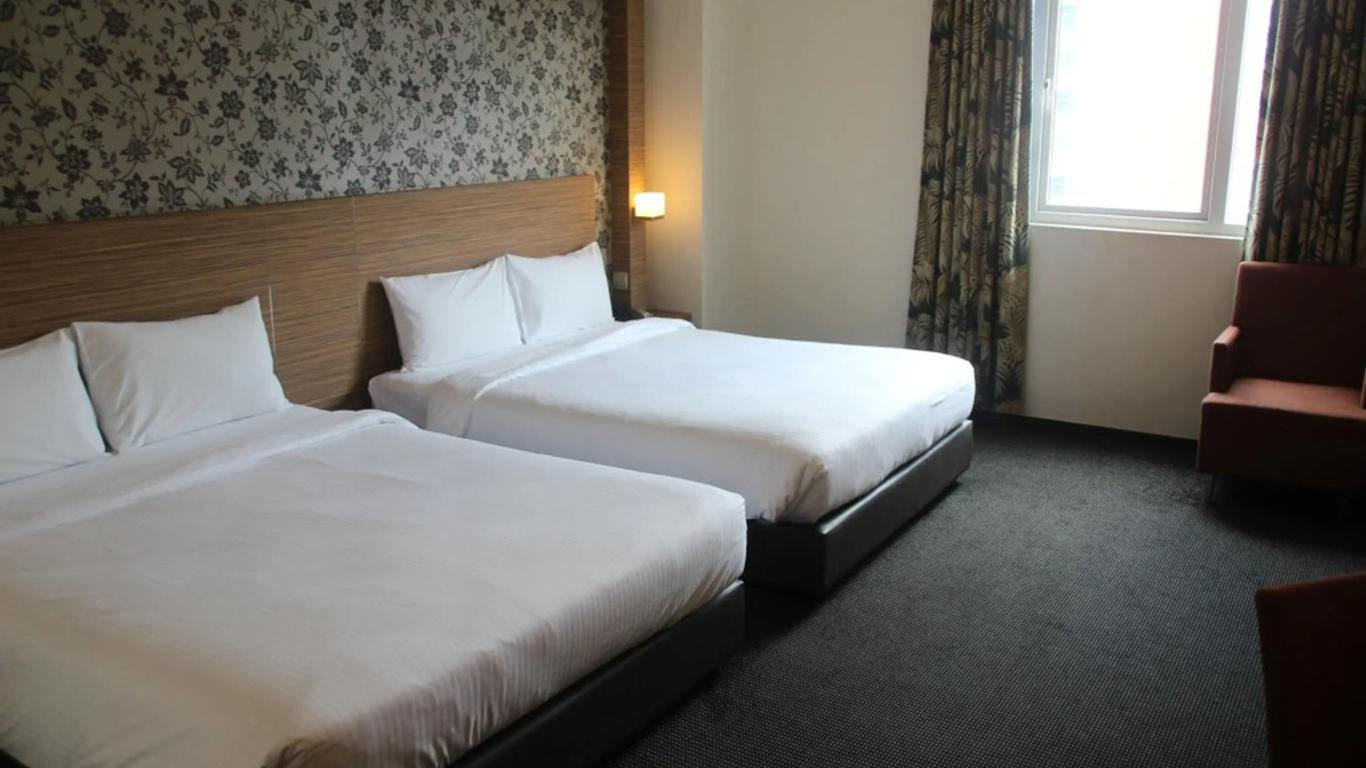 Strand Hotel