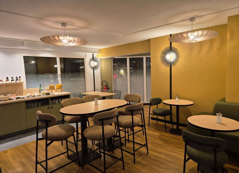 Ruokailuhuone Valokuva