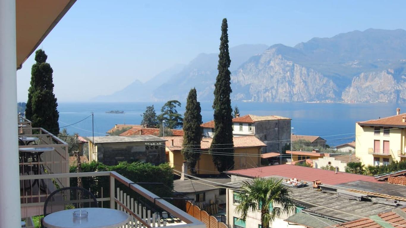 Hotel Diana