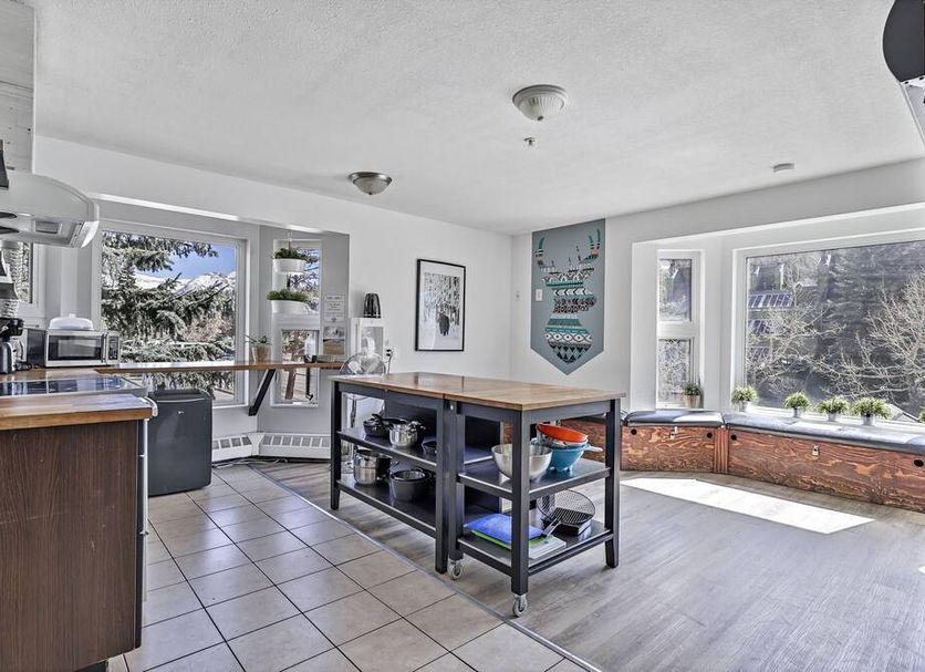 Ruokailuhuone Valokuva