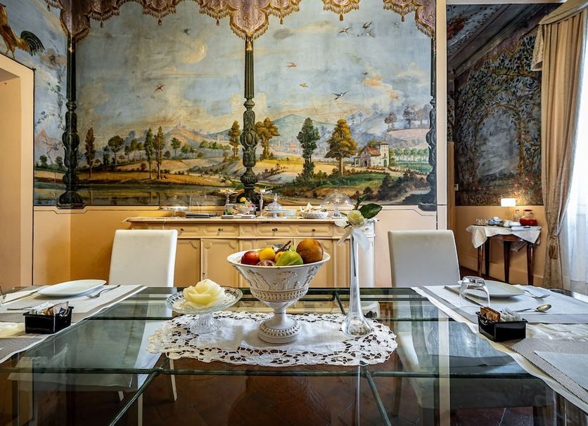 Ruokailuhuone Valokuva