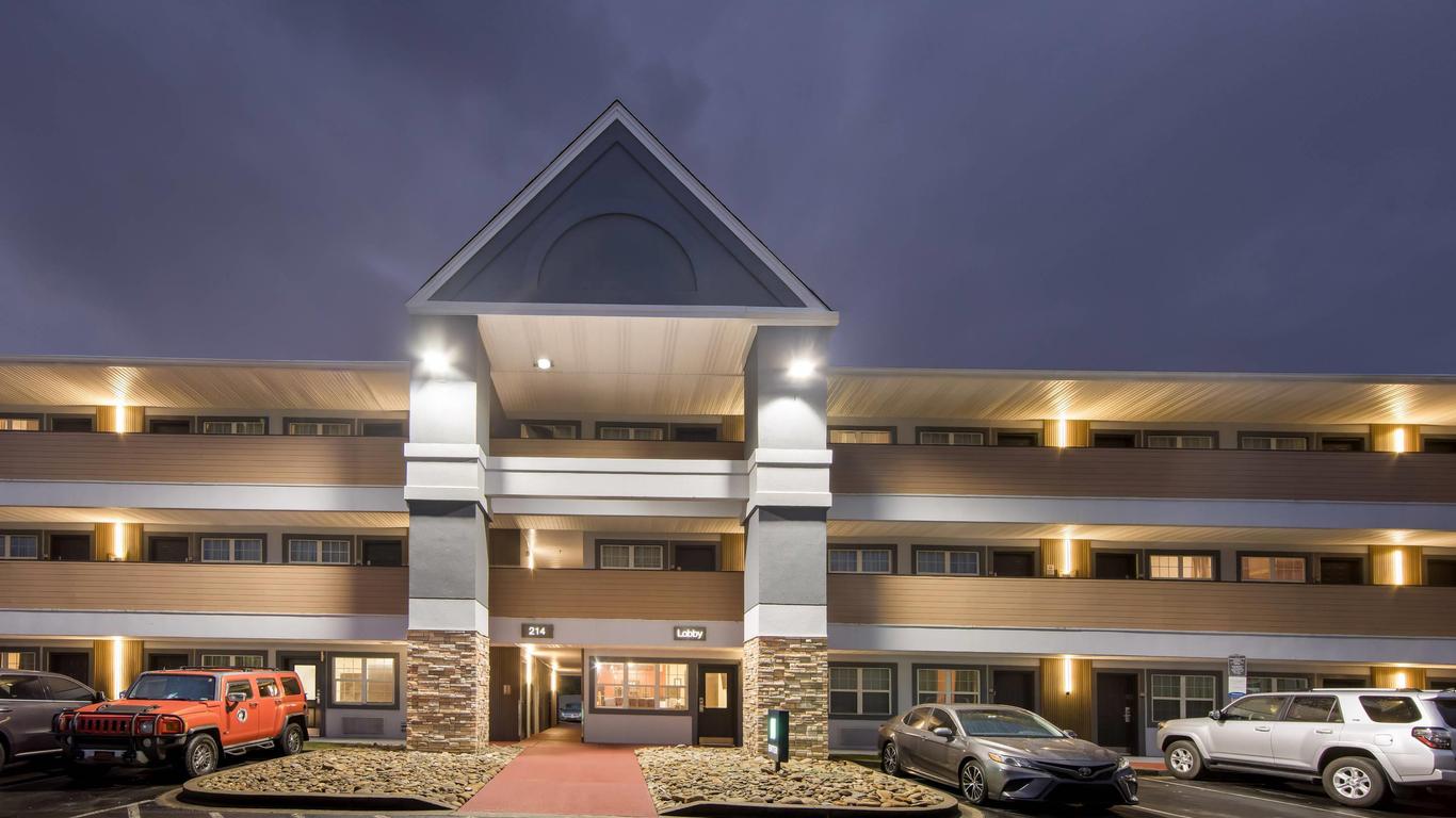MainStay Suites Knoxville - Cedar Bluff