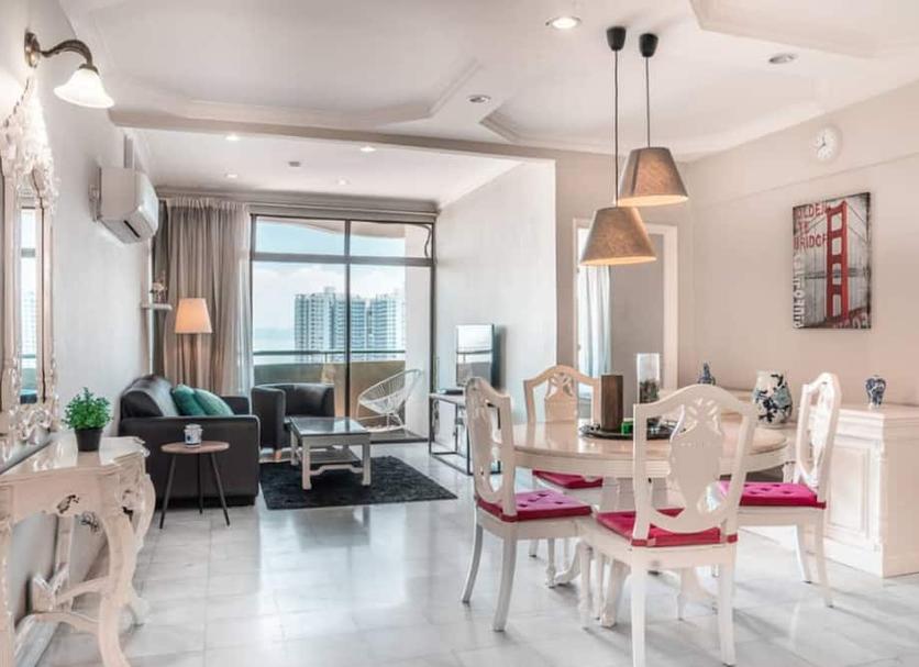 Ruokailuhuone Valokuva