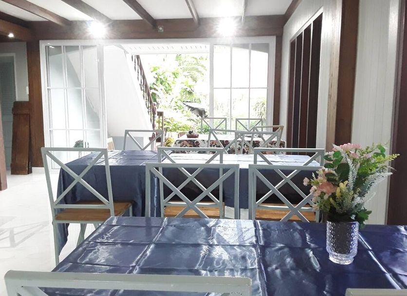 Ruokailuhuone Valokuva