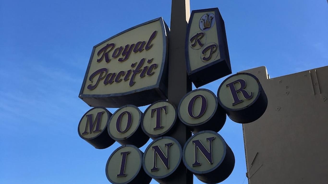 Royal Pacific Motor Inn