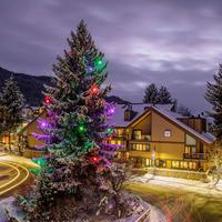 Whistler Village Inn And Suites