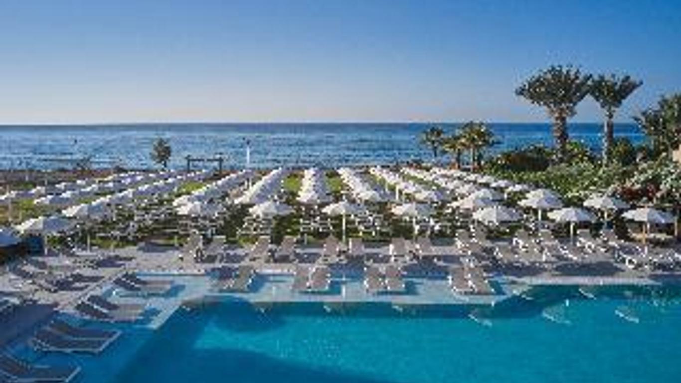 Panas Holiday Village