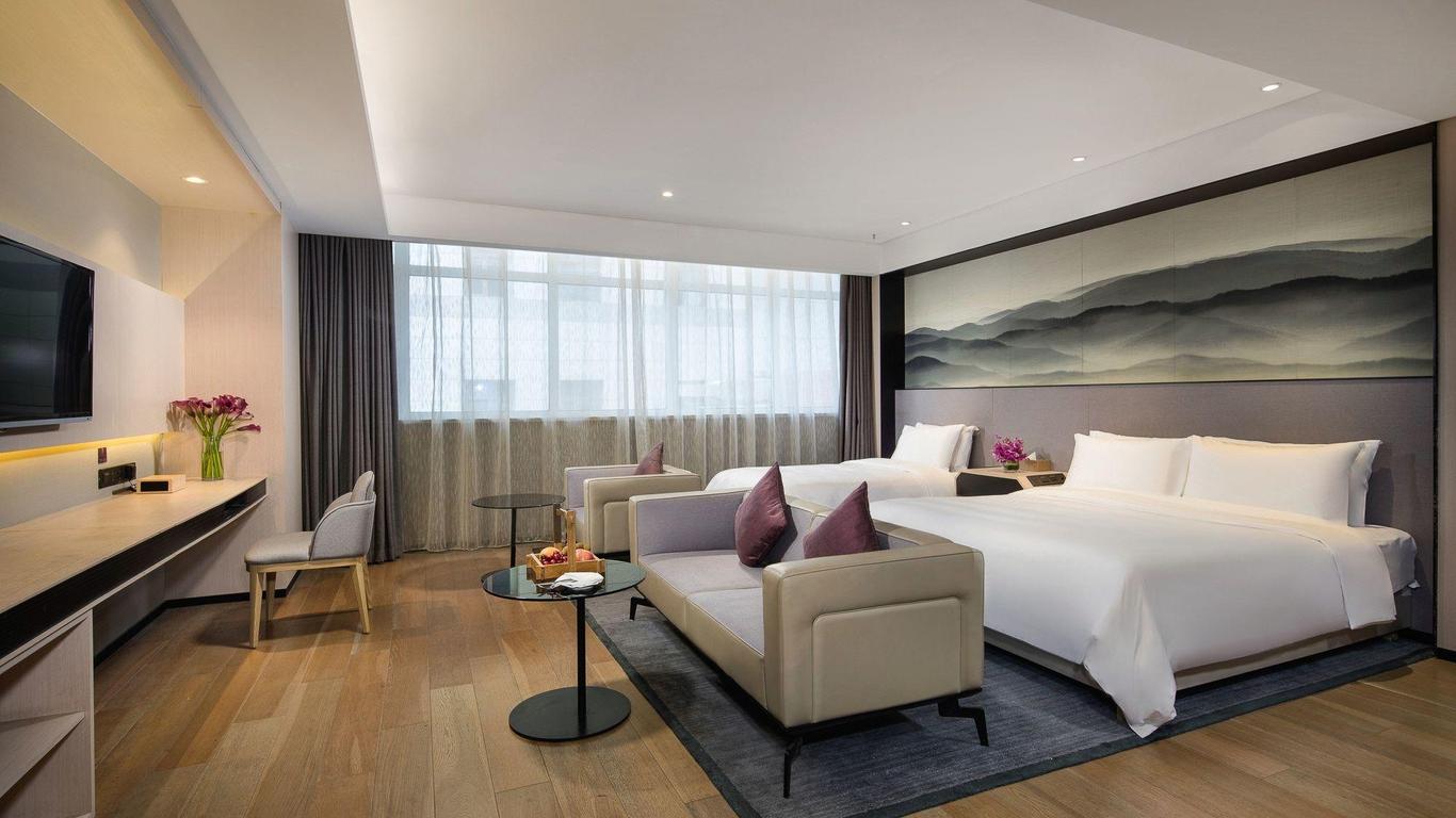 Mercure Dalian City Center