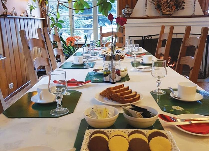 Ruokailuhuone Valokuva