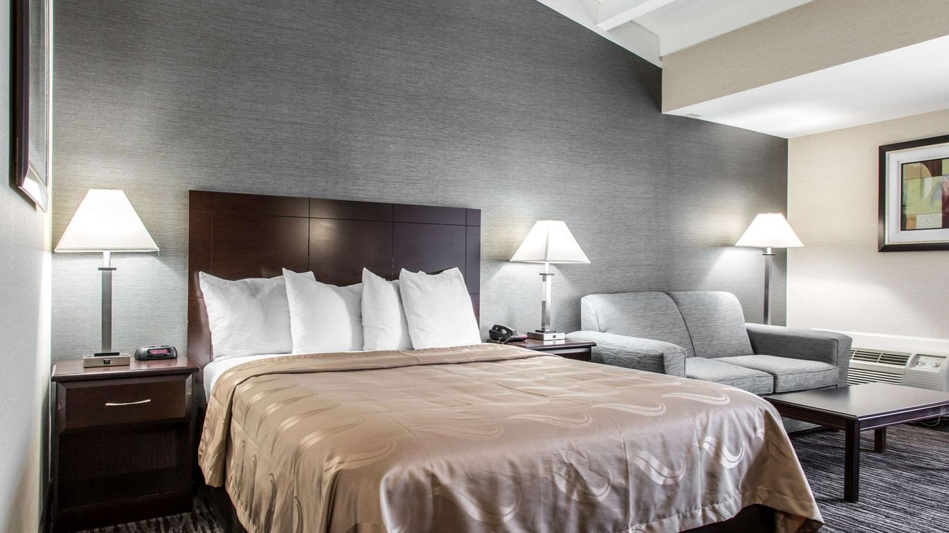Quality Inn and Suites Danbury near University